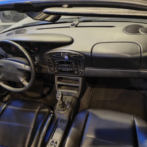 Luxury cars Italy