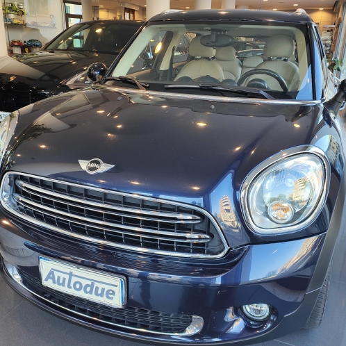 Luxury cars Italy