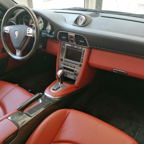 Luxury cars Italy